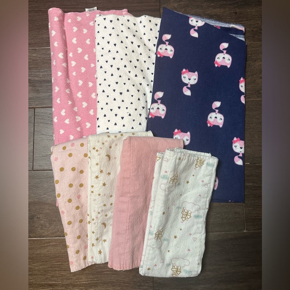 🚫SOLD Receiving blankets & burp cloths